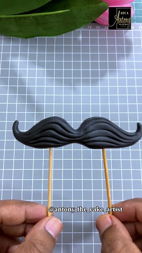 How to make moustache out of fondant / cake topper . . . #moustache #cakedecorating #cake #antonythecakeartist #reels #reelsinstagram #instagram | Antony Bidesh