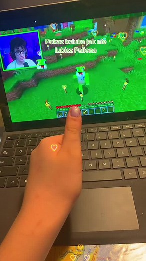 Exploring Minecraft Gameplay Tips and Fun Interactions