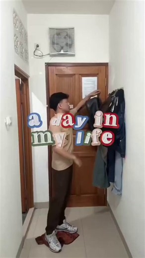 ini kan a day in my life gay full video nya itu? hahaha yg mau komen yaa... https://t.co/FViLst5889