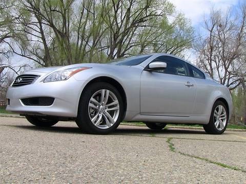 2010 Infiniti G37x Coupe review