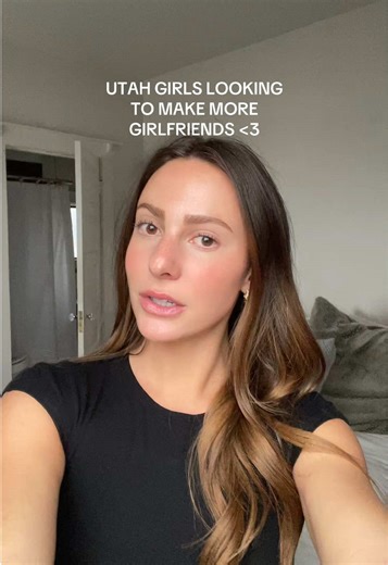 Utah girls looking to make more girlfriends?! Hiii we are the Gather Girls 💐 if you’ve been craving more community, girls’ nights, workout classes, coffee dates, or just people to do life with — this is your sign. We host monthly events all over Utah we have a group chat of 3,000 girls who are all there for the same reason: to meet new friends and show up in real life. Every single girl is manually approved so it stays intentional, safe, and actually social. We use BFF and you can join our grou