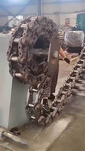 1.8K views · 4.2K reactions | Packing a GP link . Heavy equipment spare parts #maintenance #repair #howto #doityourself #youcandoit #power #catpower #dieselpower #preventivemaintenance #tips #tricks #engine #mechanic visit us for your #spareparts #sparepart #oem #quality #certified #howitsdone #howitsmade #cyclonlubricants | Fast Track Congo | Facebook