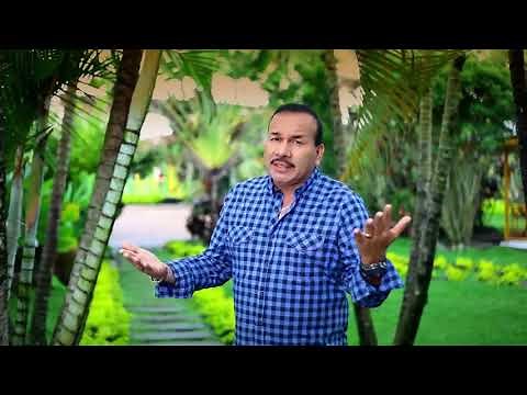 El Charrito Negro - Con La Tierra Encima (Video Oficial)