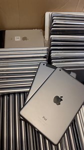 📣📣 SUPER MEGA SALE ALERT! 📣📣 🚨 Huwag palampasin! 🚨 🔥 iPad Mini 2 ngayon ay nasa SUPER BUDGET DEAL para sa lahat ng gusto ng quality iPad sa murang halaga! 🔥 💡 Perfect para sa: ✅ Online class ✅ Work from home ✅ Netflix & YouTube marathon ✅ Gaming at social media scrolling ✅ Gift para sa kids or loved ones 💎 SPECIFICATIONS 💎 📱 iPad Mini 2 🔋 Long-lasting battery 💾 Storage: 16GB (expandable via iCloud) 📸 Clear rear & front cam ⚡ Fast & smooth performance ✨ Units are 95-99% smooth, tes