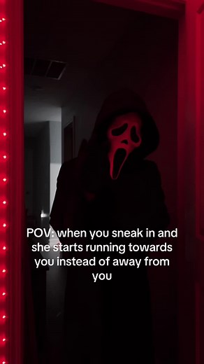 Ghostface Scream Costume and Cosplay Ideas