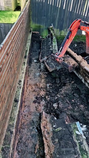 How to Build Strong Footings for Walls