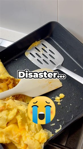 I failed This… but why is it So Good? #buldak #omlette #eggroll #cheese #koreanfood #cookingasmr