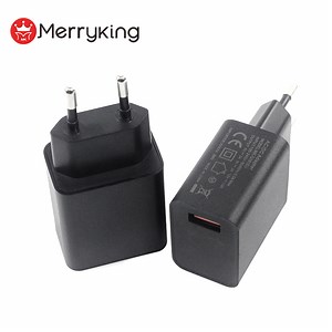 [Hot Item] UK Plug USB Charger Wall Plug USB Charger 15W Usbc Port with Ukca Certificate