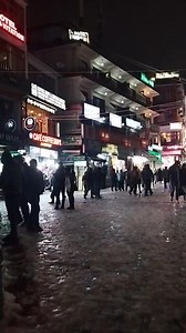 Mall Road Manali and snowfall. | Manali