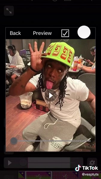 how to do the glitch squares on videostar (idk if this makes sense) if you have questions ask 🧍‍♀️ #fyp#greenscreenvideo#liluzivert#videostartutorial#vsp#33333