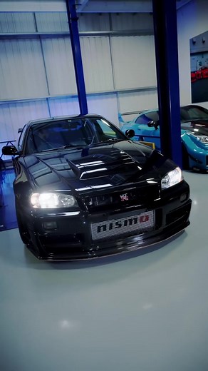Explore the All Black Nismo CRS R34 GT-R