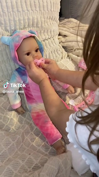 Laura | MAMAx2 on TikTok
