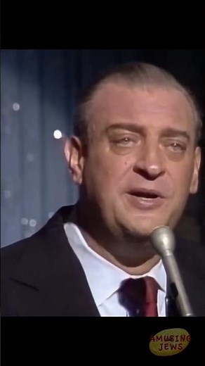 Rodney Dangerfield cracks up Dean Martin (1972)