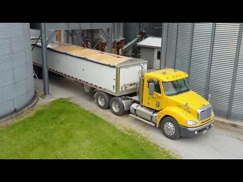 Loading Grain Trucks With LoadOut - 30 Second TV Commercial