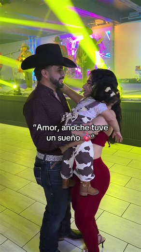 Ella bien dormida 🥺😍 @Celeste #sueno #baile #banda #familia #hijos | celeste