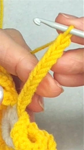 Easy Crochet: How to Crochet Double-chain Cord for beginners.