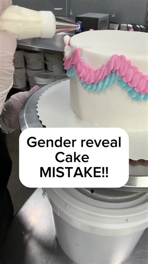 Gender Reveal Cake Mistake: When Cakedecorating Goes Wrong