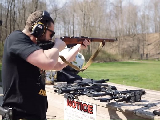 多种枪械射击声音伴奏-Metallica和Barbie Girl