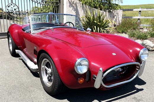 No Reserve: 351-Powered Arntz Industries Cobra Replica 5-Speed