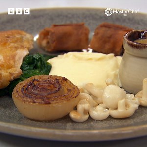 16K views · 216 reactions | Martin Bayfield is cooking his faultless two-course meal for not just John and Gregg, but also Celebrity MasterChef champions Emma Kennedy (2012) and Sophie Thompson (2014), and finalist Sam Nixon (2015). Do you think Martin deserves one of those two semi-finalist positions? #MasterChef #MasterChefWorld | MasterChef UK | Facebook