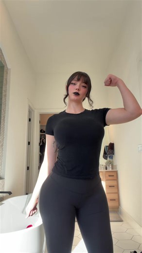 athena🖤 (@athena.kami)’s videos with original sound - ASHTINEER🌷