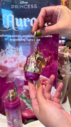 😩🥹👑🤩 #Disneyprincess #aurora 👸🏼🏰 @Bath & Body Works -Holder & sanitizer ✅ @Shopping_with_angeles🛍️🇺🇸 @Farit Darvich ✨✌🏽 #shoppers #bathandbodyworks #fyp