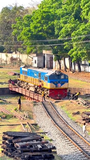 Train Turntable: How This Machine Rotates a Full Train Engine in Seconds | #shorts