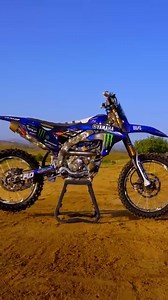 The x Games bike for this year is so sick! Cheers to my mate Ritchie at @powder.worx for this custom cerakote job, @xpr_motorsports for putting it all together, and @viscid_design for the rad holochrome kit! What do you guys think? 📽@p.h.d.productions @monsterenergy @yamahamotorusa @flyracingusa @just1racing @havocracingco_ @flomotorsports @rocklandmfg @steelwrist_official | Jarryd McNeil