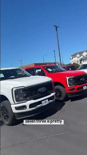 7.3 V8 vs 6.8 V8: Ford Super Duty Battle!