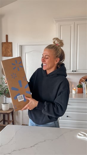 Sarah Vandiver on Instagram: "How cute are these little Anthro dupe glasses?! 😍😍😍Couldn’t resist getting a few sets for myself. And yes I realize my bun has a tail 😂 Comment DUPE + I’ll DM you the link."