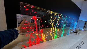 CES 2024 : Samsung révèle le tout premier écran MicroLED transparent au monde