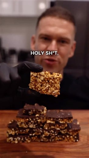 Matt West | ONLINE FITNESS COACH | Introducing my Popcorn Slice This one is definitely a SUPER F*CK! 👨‍🍳 Ingredients, 1 batch, makes 12 servings ✅ Lightly salted and... | Instagram