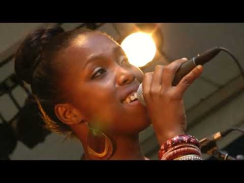 Super Mama Djombo - 04 - Live at Afrika Festival Hertme 2012