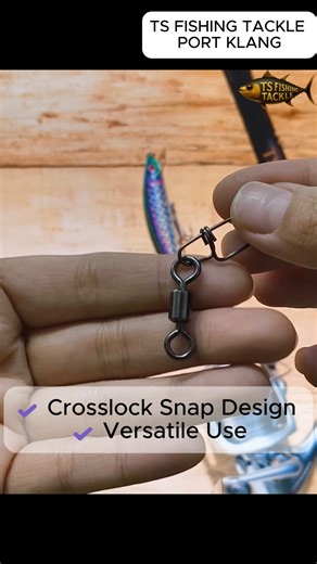 [ PIRATES ROLLING SWIVEL WITH CROSSLOCK SNAP / KEKILI ] -Smooth rotation, no line twist -Strong crosslock snap for secure connection -Quick change – swap lures in seconds -High strength & corrosion resistant -Streamlined for fast, natural movement -Perfect for casting, trolling & jigging #tsfishingtacle #tsfishingportklang #tsfishingtackle #kekilipancing #piratesswivel #swivelsnap #fishingswivelsnap | TS Fishing Tacle