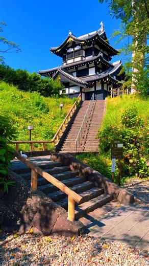 Japan Walker on Instagram: "Takada Castle Site Park (Niigata) / 高田城址公園 Please follow 👉@japan_walker_ Please Share 🥰🙏✨ Please follow 👉 My TikTok account Please Subscribe 👉 My YouTube channel #japan #japantravel #japantrip #anime #takada #takadacastle #高田城址公園 #高田城 #joetsu #niigata #新潟 #上越"