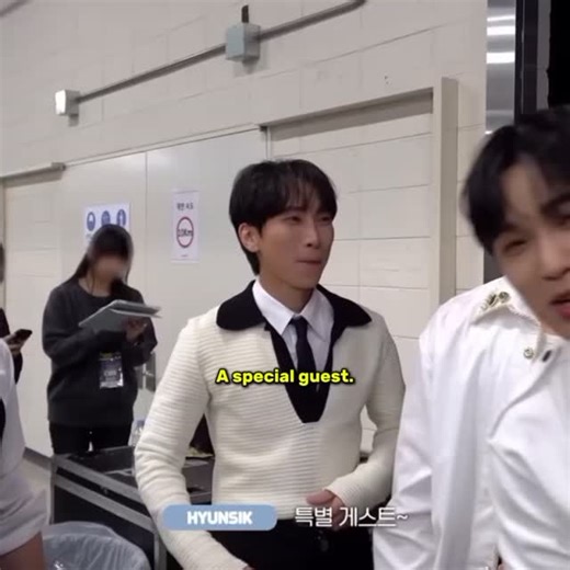 EXØ-L ☽̶☾ on Instagram: "SUHO appeared on BTOB's KGMA behind vlog #EXO #SUHO"