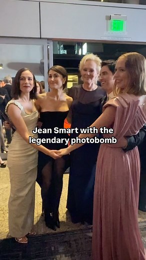 Wait for an iconic surprise 📸👻 The cast of #Hacks celebrates their big win at the #EMMYs. | Access