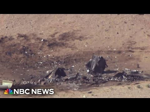 At least two dead after midair collision in Arizona