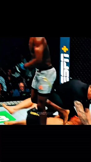 Israel Adesanya 🇳🇬 x Paulo Costa