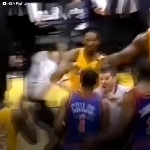 348K views · 2.1K reactions | """And they throw punches!"" Kobe Bryant was a low-profile player in the beginning, and he was rarely seen fighting against his rivals. However, the Knicks player was so sick of ""Mamba's"" ""dirty game"" that he wanted to give him what he deserved. Chris Childs warned Kob that he would beat him up, but the Lakers star ignored him. Childs decided to brutally punch young Kobe." | Rebound | Facebook