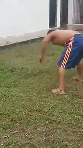 Máquina de cortar grama é para os fracos !!! | RDA Passagens Aéreas | Facebook