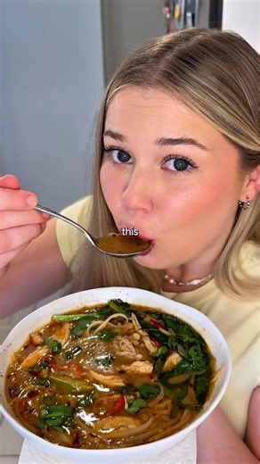 Tom Kha Gai Style Noodle Soup 🍜