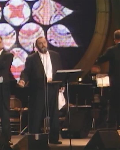 🎶 My little one, You were my whole life, but you ran away, never to return 🎶 A tender cry for a lost love in Crescenzo's 'Rondine al nido' 💔 | Luciano Pavarotti