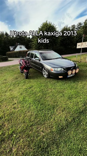 Utrota ALLA kaxiga 2013 kids — kort svensk moppehumor