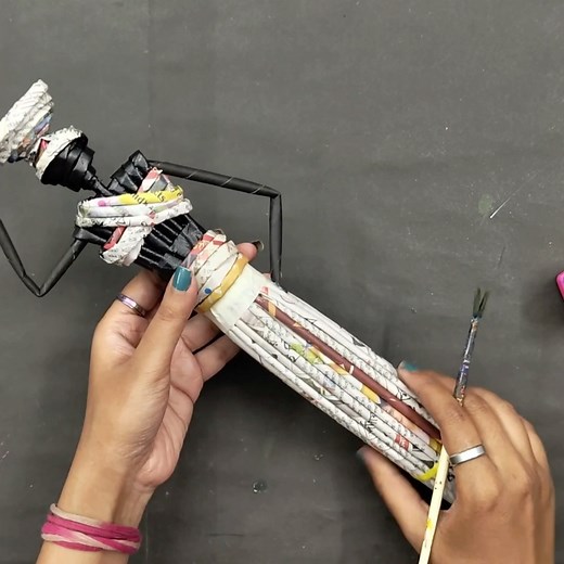 Cute Newspaper Doll DIY 3d #newspapercrafts #crafts #DIY | Deep's CRAFT