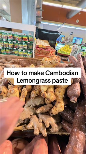 Hello everyone, here is Cambodian basic kroeung (lemongrass paste), a staple ingredient in Cambodian cuisine that can be use for numerous dishes. Ingredients: 2 servings 2 stalks lemongrass thinly sliced 2 turmeric root or one tablespoon turmeric powder 8 slices Galangal root 6-7 pieces of kaffir lime leave 6-8 cloves garlic 1 shallot You can use mortar and pestle the traditional method or use food processor. Also you can use blender but add a little of water so it can be blend smoothly. Shelf l
