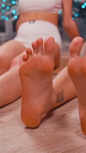 Flexible flow + light strength in a fun girls session #stretching