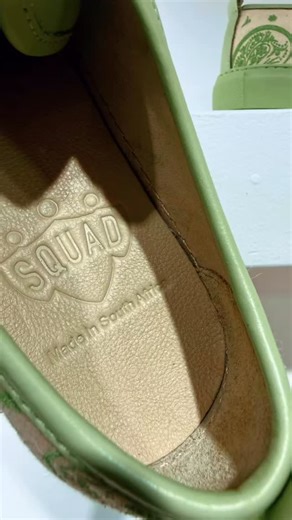 An example of my “FUCK MY LIFE, WORK OVER EVERYTHING” Tying laces when I am going somewhere is a WASTE OF TIME” just GO!! | Banele Rewo