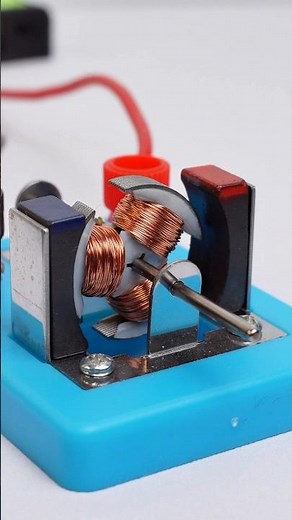 How does an electric generator work?