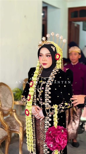 Elegant Wedding Decoration Ideas by Anna Griya Manten